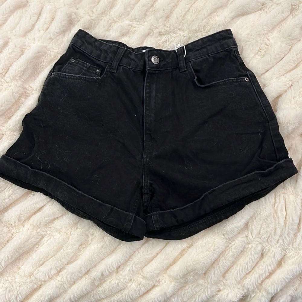 High waisted Bershka Denim Black Shorts